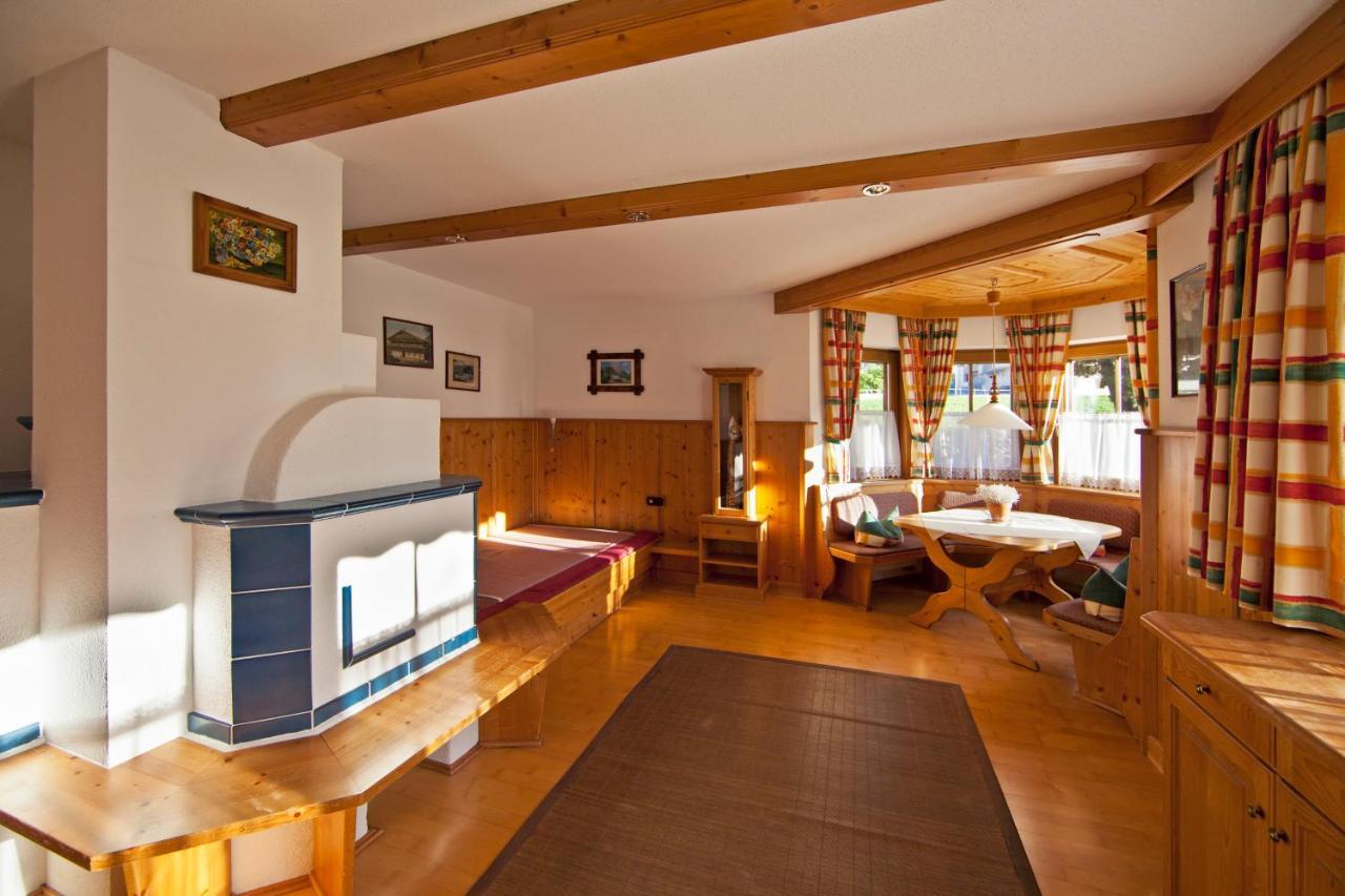 Landhotel Rauchenwalderhof Mayrhofen Chambre photo